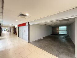 Lucky Plaza (D9), Retail #576204191
